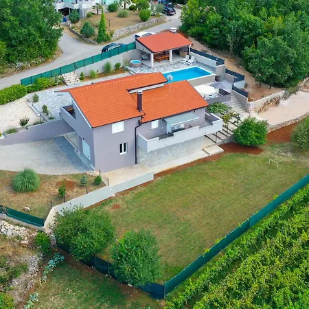 Vakantiehuis In With Outdoor Swimming Pool *